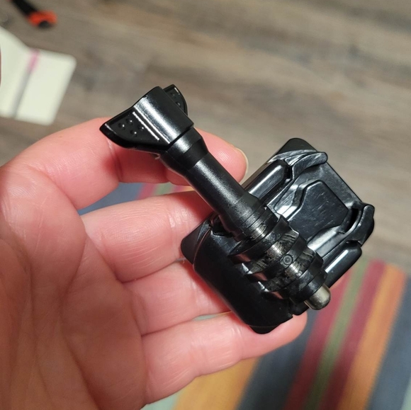 SOLD- GoPro Hero 5 - Picture 4 of 4